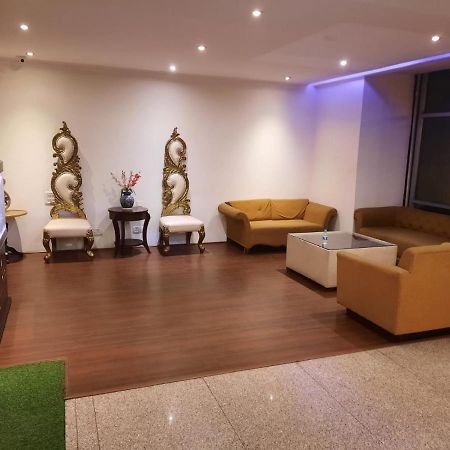 Zenith Hotel - Delhi Airport Ню Делхи Екстериор снимка