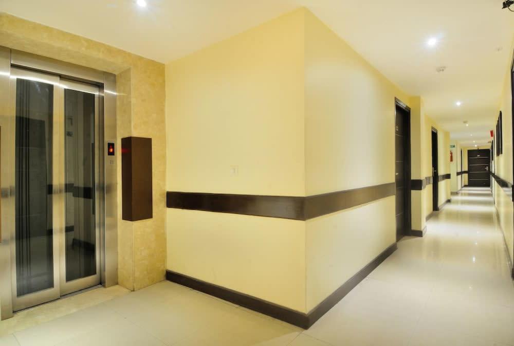 Zenith Hotel - Delhi Airport Ню Делхи Екстериор снимка