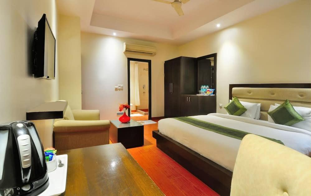 Zenith Hotel - Delhi Airport Ню Делхи Екстериор снимка
