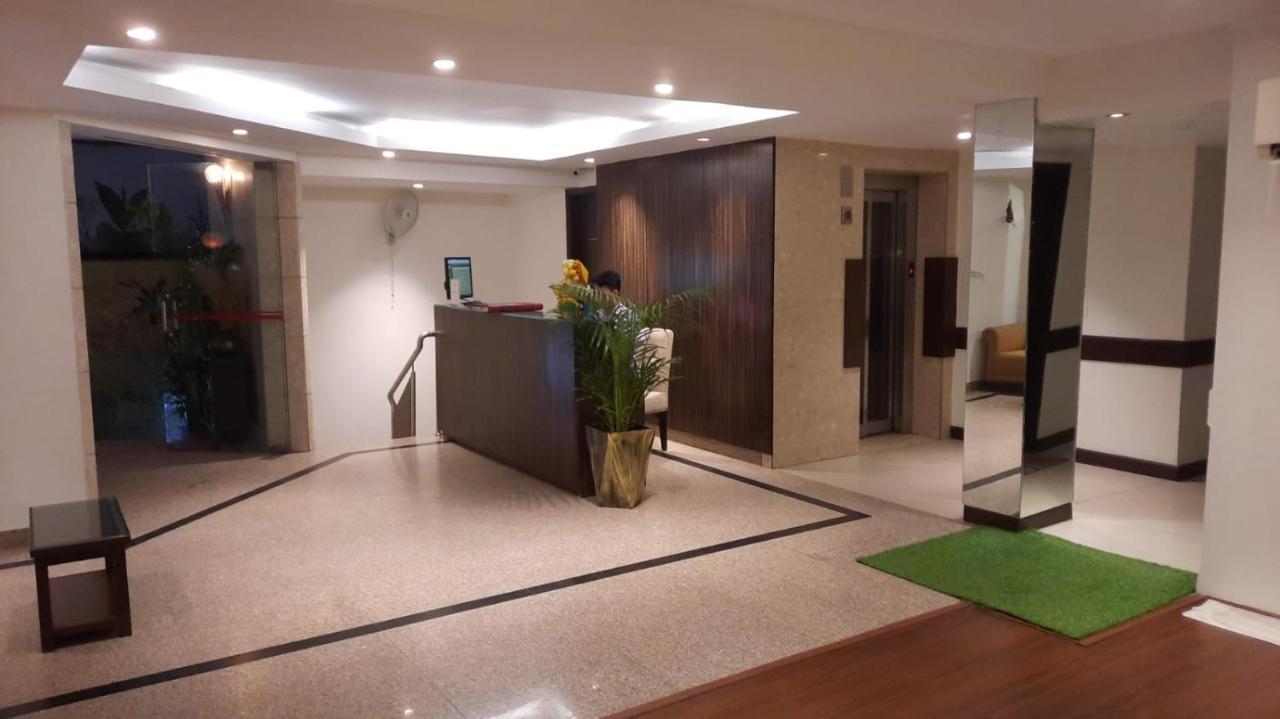 Zenith Hotel - Delhi Airport Ню Делхи Екстериор снимка