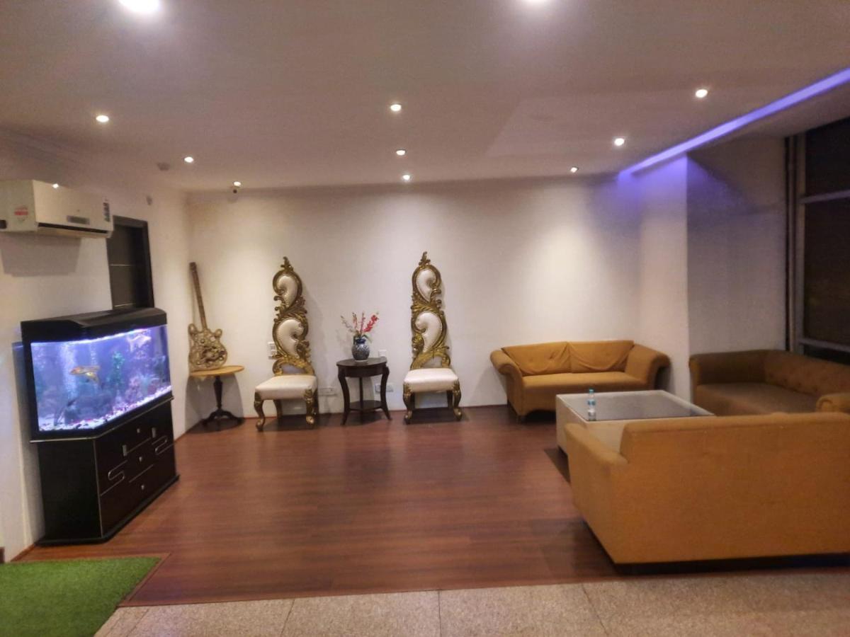 Zenith Hotel - Delhi Airport Ню Делхи Екстериор снимка