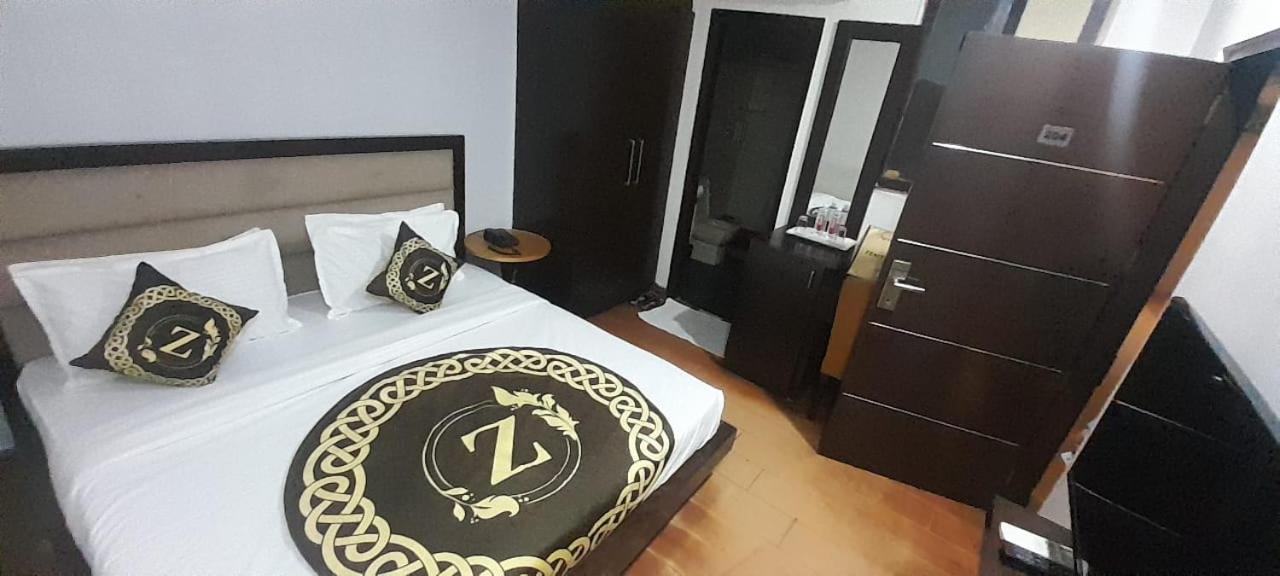 Zenith Hotel - Delhi Airport Ню Делхи Екстериор снимка